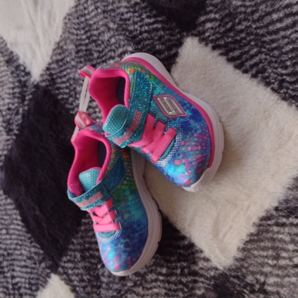 NWOT Sketchers baby size 4